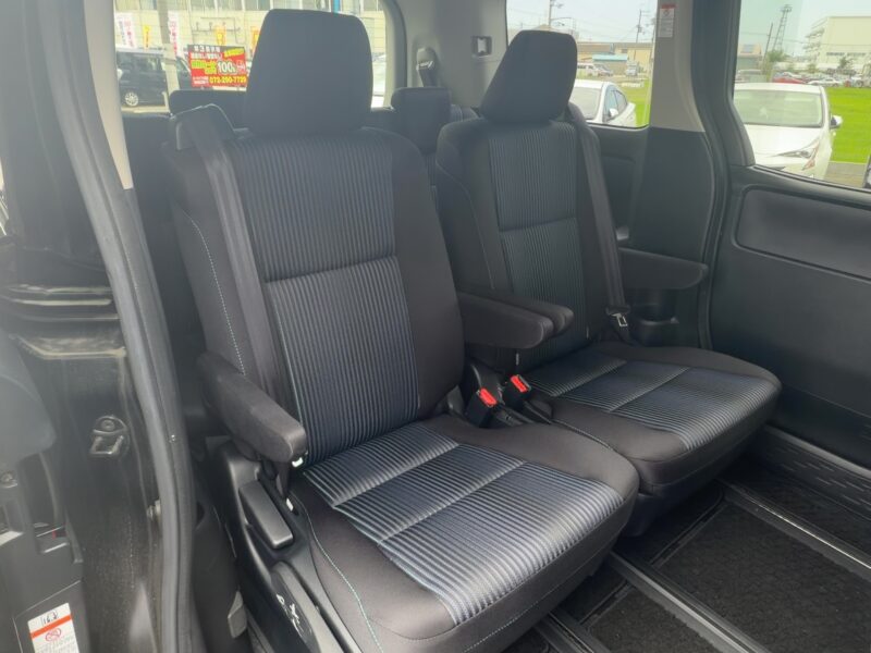 ヴォクシー ZS【総合評価優良車】
