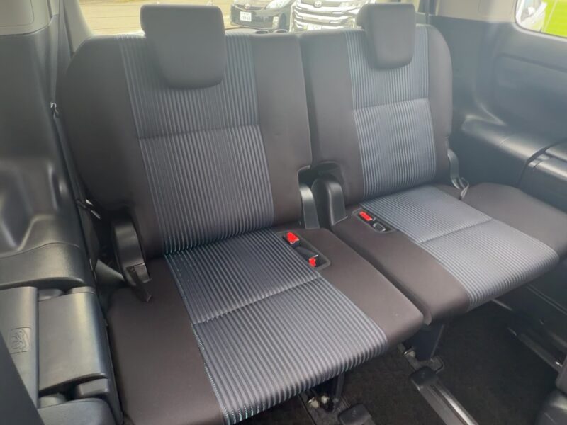 ヴォクシー ZS【総合評価優良車】