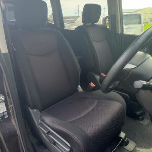 セレナ HWS S-HV【ユーザー買い取り車両】