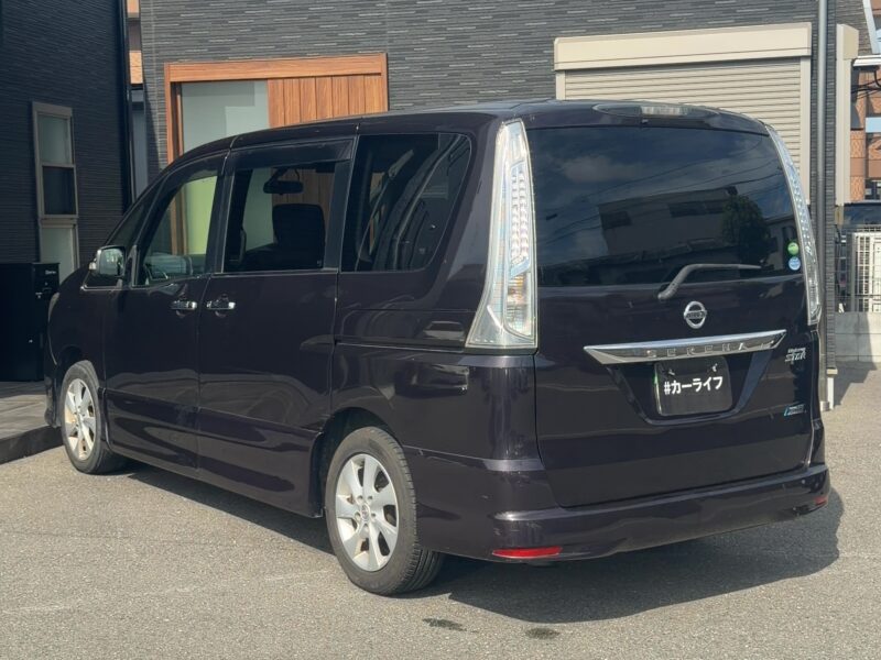 セレナ HWS S-HV【ユーザー買い取り車両】