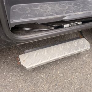 デリカD:5　ローデスト　Gパワーパッケージ　４WD