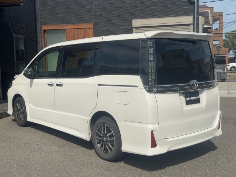 ヴォクシー ZS 煌 【総合評価優良車】