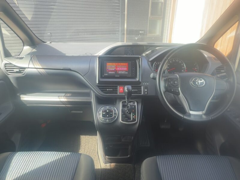 ヴォクシー ZS 煌 【総合評価優良車】