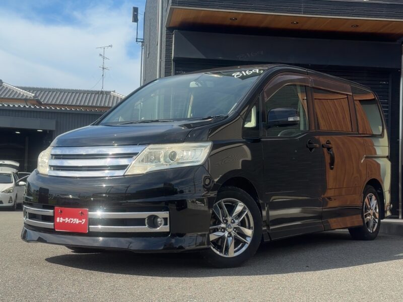 セレナ　ライダー　【ユーザー買取車両】