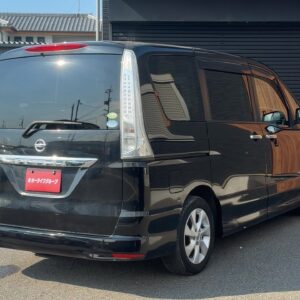 セレナ　ハイウェイスター　S-HV