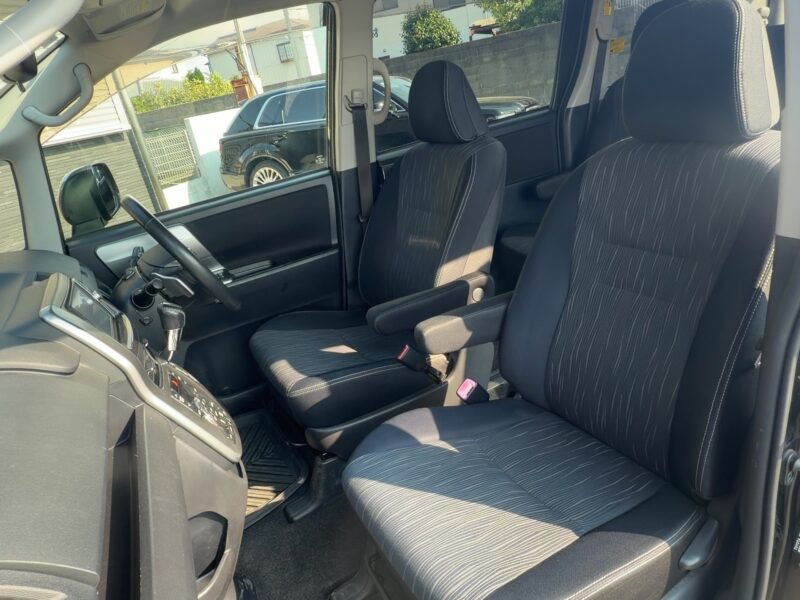ヴォクシー ZS 煌Ⅱ【ユーザー買取車】
