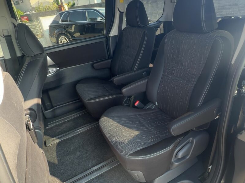 ヴォクシー ZS 煌Ⅱ【ユーザー買取車】