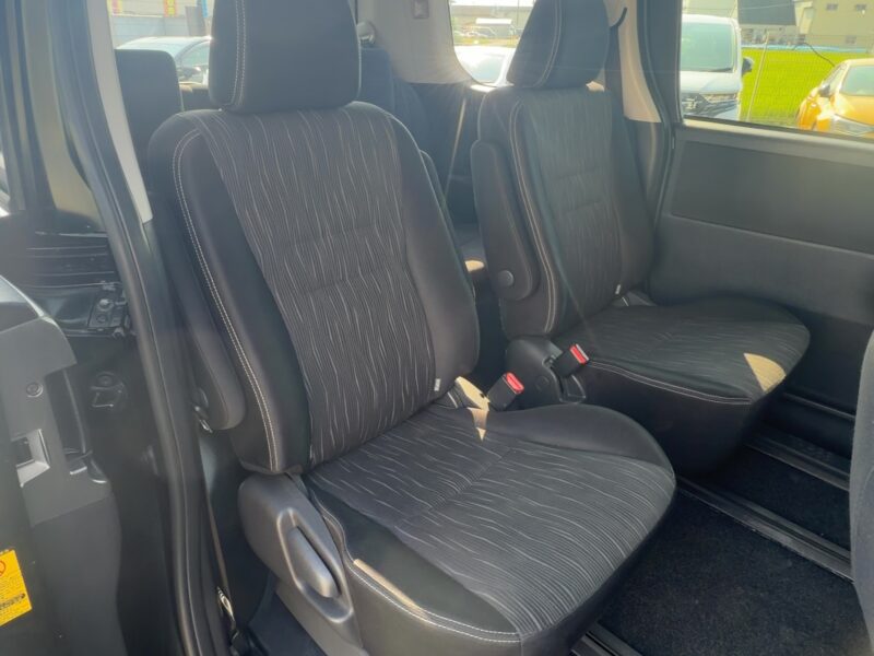 ヴォクシー ZS 煌Ⅱ【ユーザー買取車】