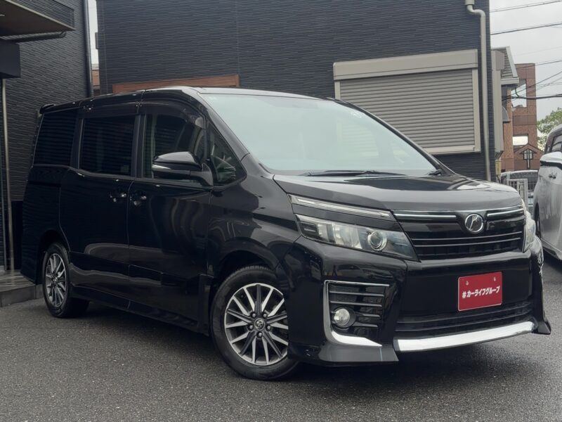 ヴォクシー ZS