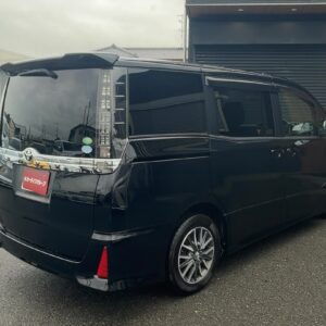 ヴォクシー　ZS