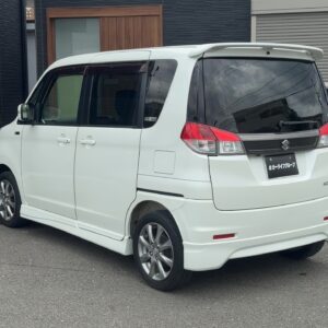 ソリオ　ブラック&ホワイト 4WD