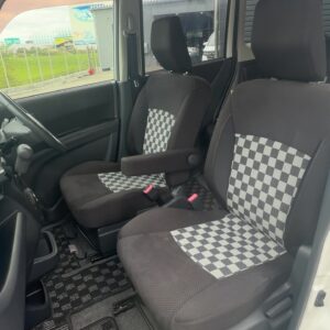 ソリオ　ブラック&ホワイト 4WD