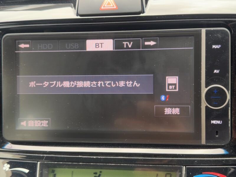 カローラフィールダーHV GエアロツアラーW×B