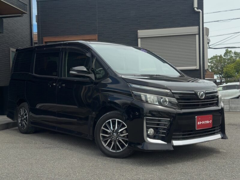 ヴォクシー ZS