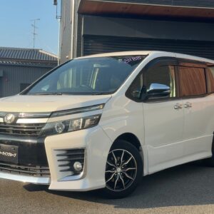 ヴォクシー　ZS