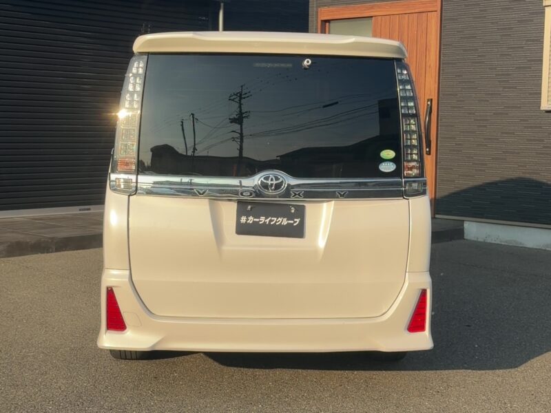 ヴォクシー ZS