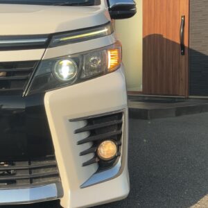 ヴォクシー　ZS