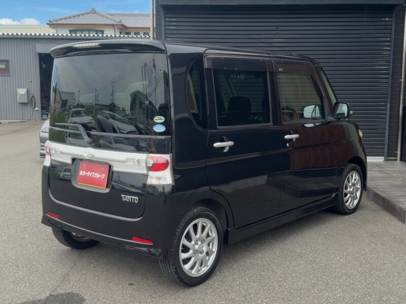 タント カスタムRS