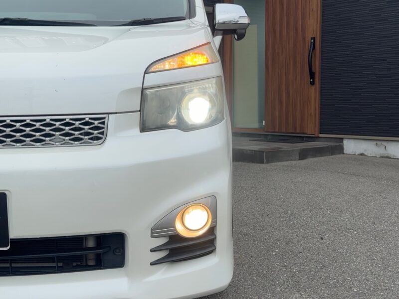 ヴォクシー ZS煌 【ユーザー買取車両】