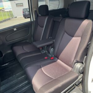 セレナ　ハイウェイスター　S-ハイブリッド　Vセレクション