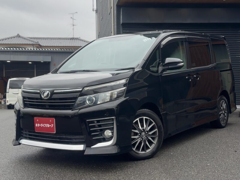 ヴォクシー　ZS