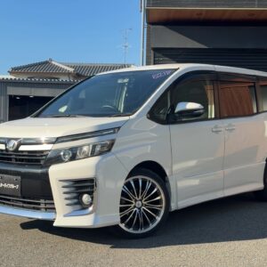 ヴォクシー　ZS