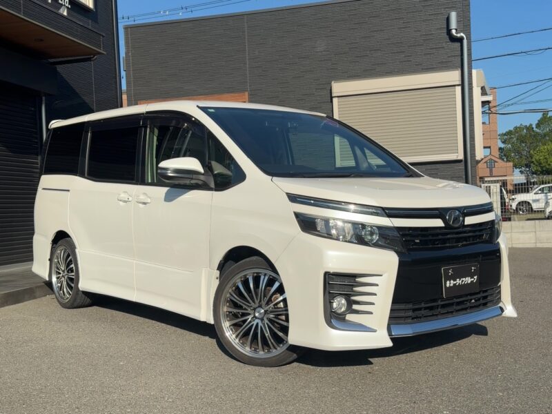 ヴォクシー ZS