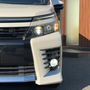 ヴォクシー　ZS