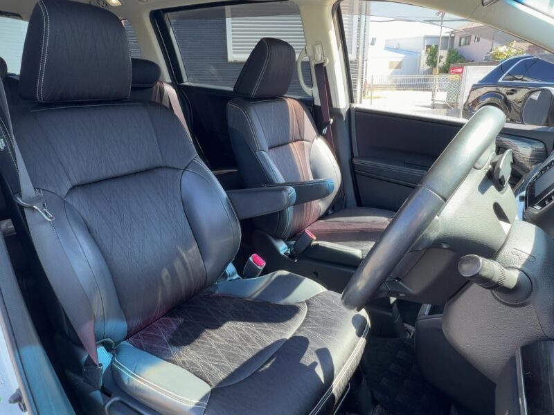 オデッセイ アブソルート【総合評価優良車】