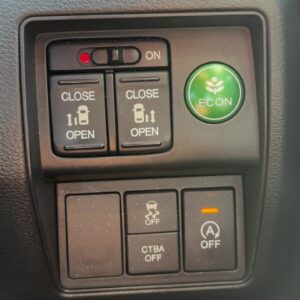 オデッセイ　アブソルート【総合評価優良車】