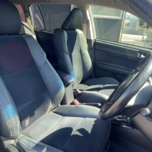 トヨタ カローラフィールダー ハイブリッドGエアロツアラーW×B【総合評価優良車】
