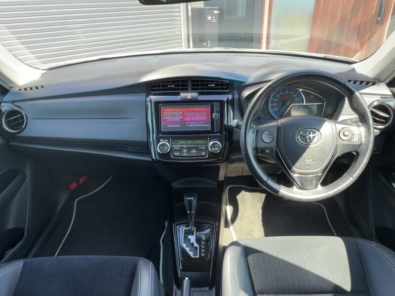 トヨタ カローラフィールダー ハイブリッドGエアロツアラーW×B【総合評価優良車】