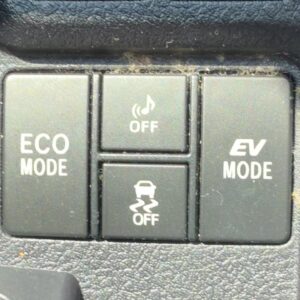 トヨタ カローラフィールダー ハイブリッドGエアロツアラーW×B【総合評価優良車】