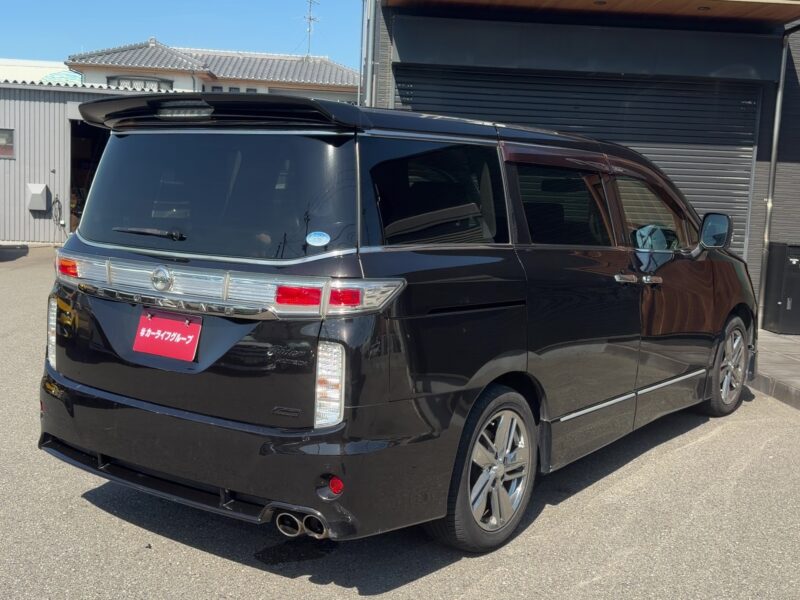 エルグランド ライダー クロクロスシート ~8人乗りタイプ~【総合評価優良車】